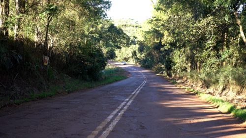 Prefeitura autoriza licitação para pavimentação de estrada que liga São João do Oeste à BR-277 Prefeitura autoriza licitação para pavimentação de estrada que liga São João do Oeste à BR-277