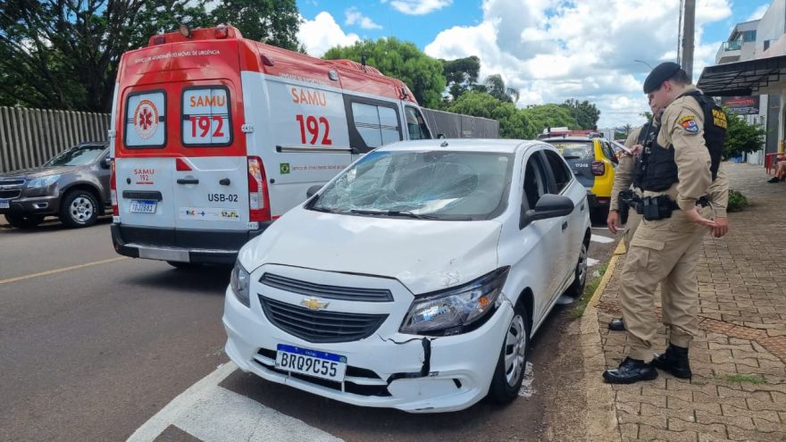 Motociclista fica ferido após colisão com Onix no Parque São Paulo