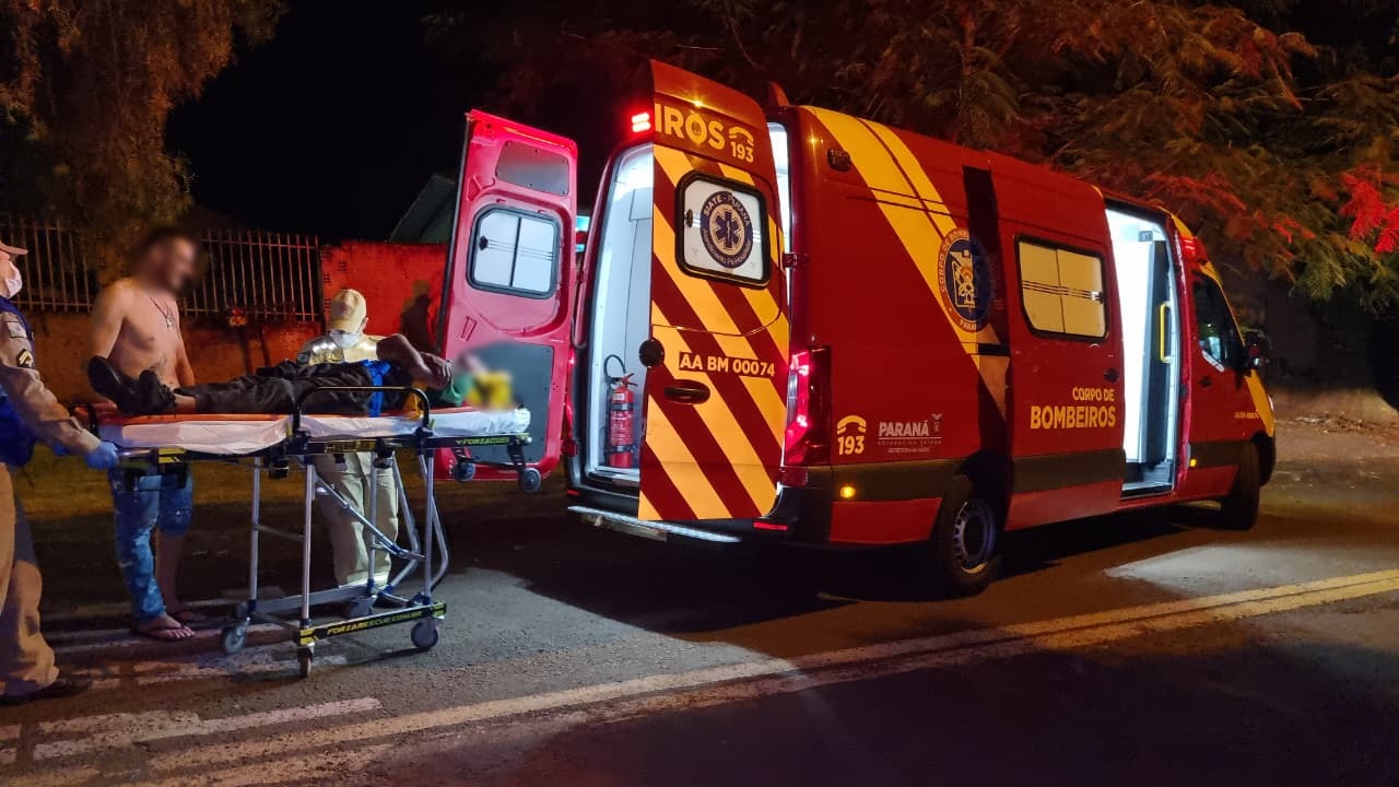 Homem é agredido e pede socorro na Rua Jacutinga, no Bairro Floresta Homem é agredido e pede socorro na Rua Jacutinga, no Bairro Floresta
