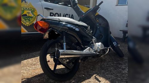 Motociclista sem CNH é flagrado e PM apreende moto em Terra Roxa Motociclista sem CNH é flagrado e PM apreende moto em Terra Roxa