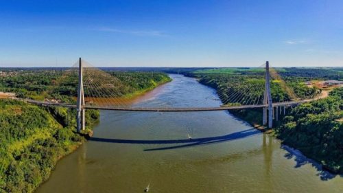 Liberação de ônibus na Ponte da Integração é adiada após pedido do Paraguai Liberação de ônibus na Ponte da Integração é adiada após pedido do Paraguai