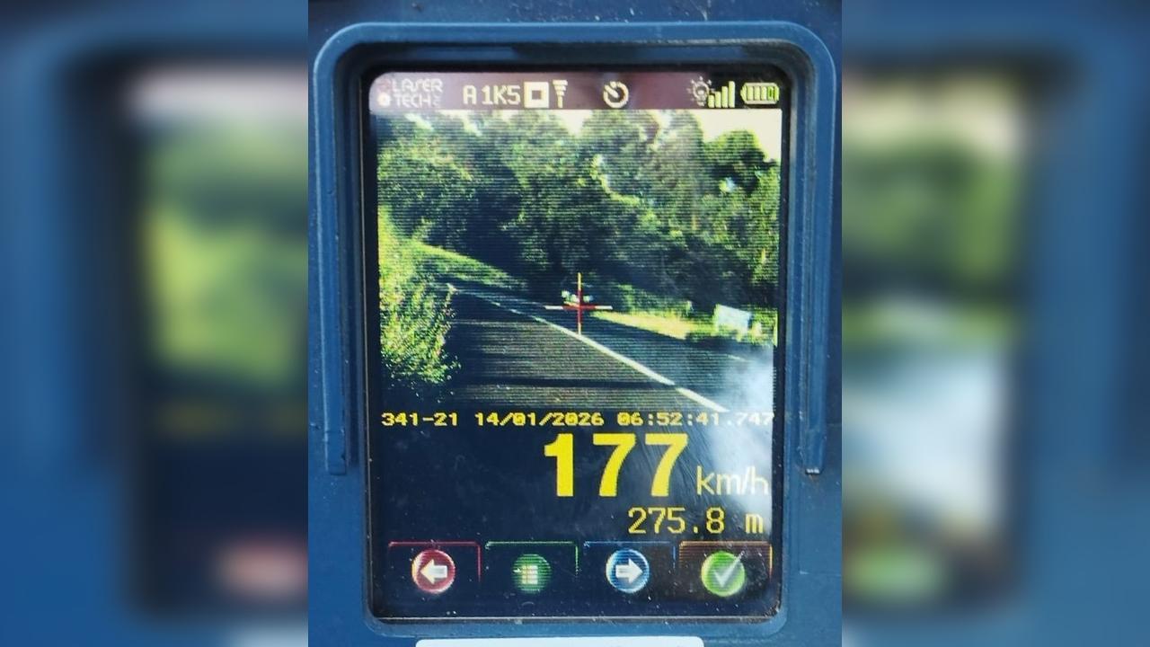 Veículo é flagrado pela PRF a 177 km/h na BR-163, em Cascavel Veículo é flagrado pela PRF a 177 km/h na BR-163, em Cascavel