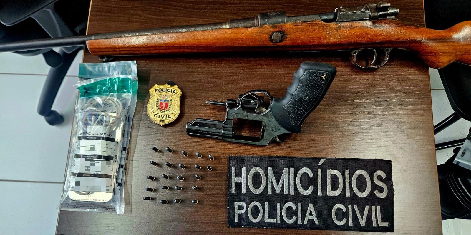 PR: Policiais são presos suspeitos de roubo de R$ 15 milhões em joias