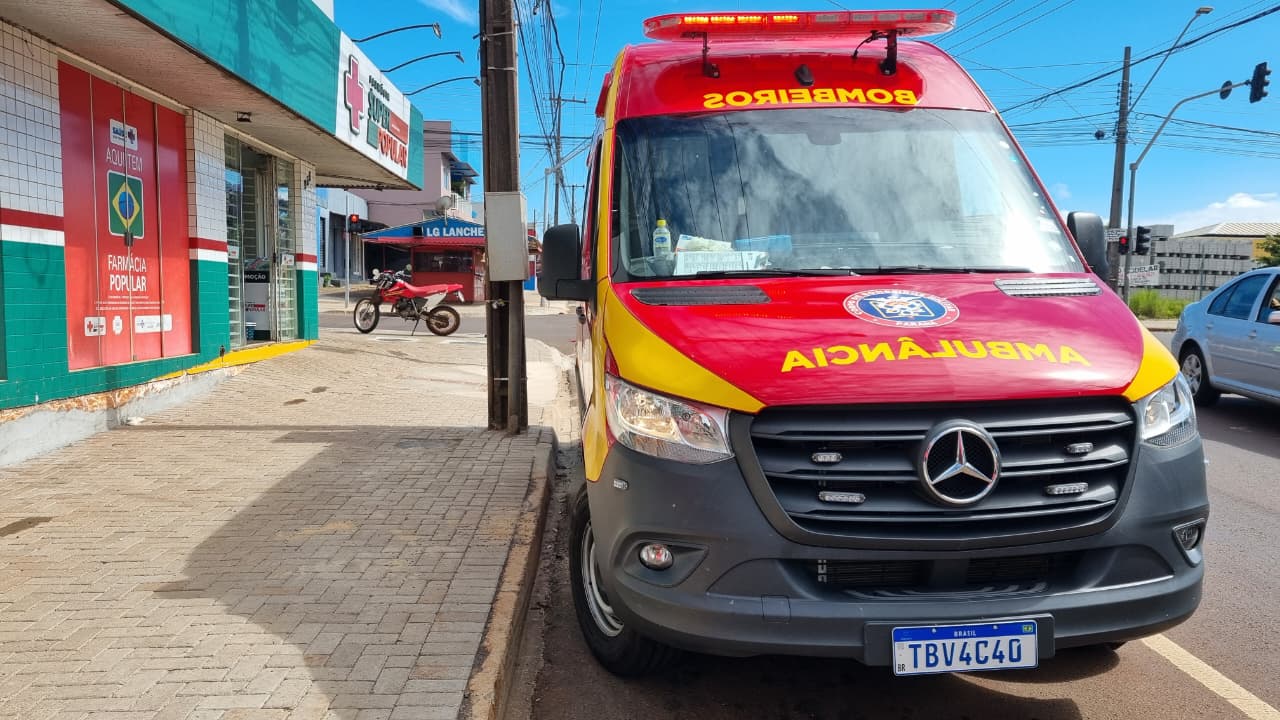 Motociclista é socorrido pelo Siate após sofrer acidente no Nova Cidade Motociclista é socorrido pelo Siate após sofrer acidente no Nova Cidade