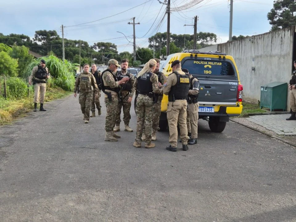 Homem morre em confronto com a polícia durante operação em Piraquara Homem morre em confronto com a polícia durante operação em Piraquara