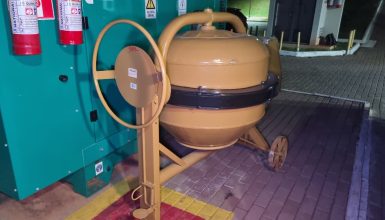 Imagem referente a Betoneira novinha, mas furtada: Polícia recupera máquina perto do Trevo do Guarujá