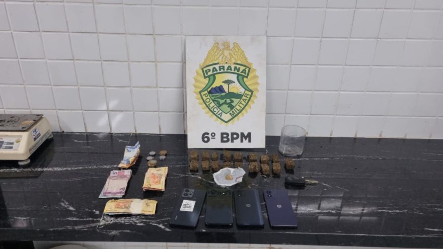 Ação do Choque apreende carro e detém cinco suspeitos de tráfico de drogas em Cascavel