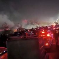 Imagem referente a Protestos no Irã diminuem após forte repressão, dizem moradores