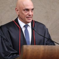 De ofício, Moraes abre inquérito sobre vazamento de dados de ministros Imagem referente a De ofício, Moraes abre inquérito sobre vazamento de dados de ministros