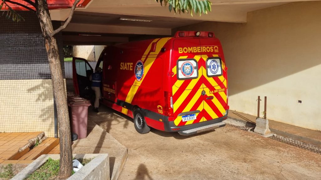 Homem sofre acidente no Centro de Cascavel e fica ferido