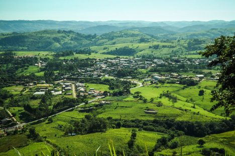 Morte brutal de homem a golpes de foice pode estar relacionada a disputa judicial de sítio, em Rosário do Ivaí Morte brutal de homem a golpes de foice pode estar relacionada a disputa judicial de sítio, em Rosário do Ivaí