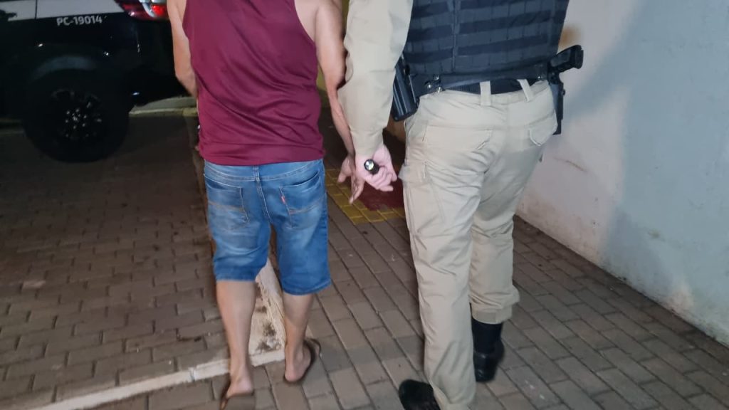 Homem de 68 anos é preso por embriaguez ao volante após acidente no São Cristóvão Homem de 68 anos é preso por embriaguez ao volante após acidente no São Cristóvão