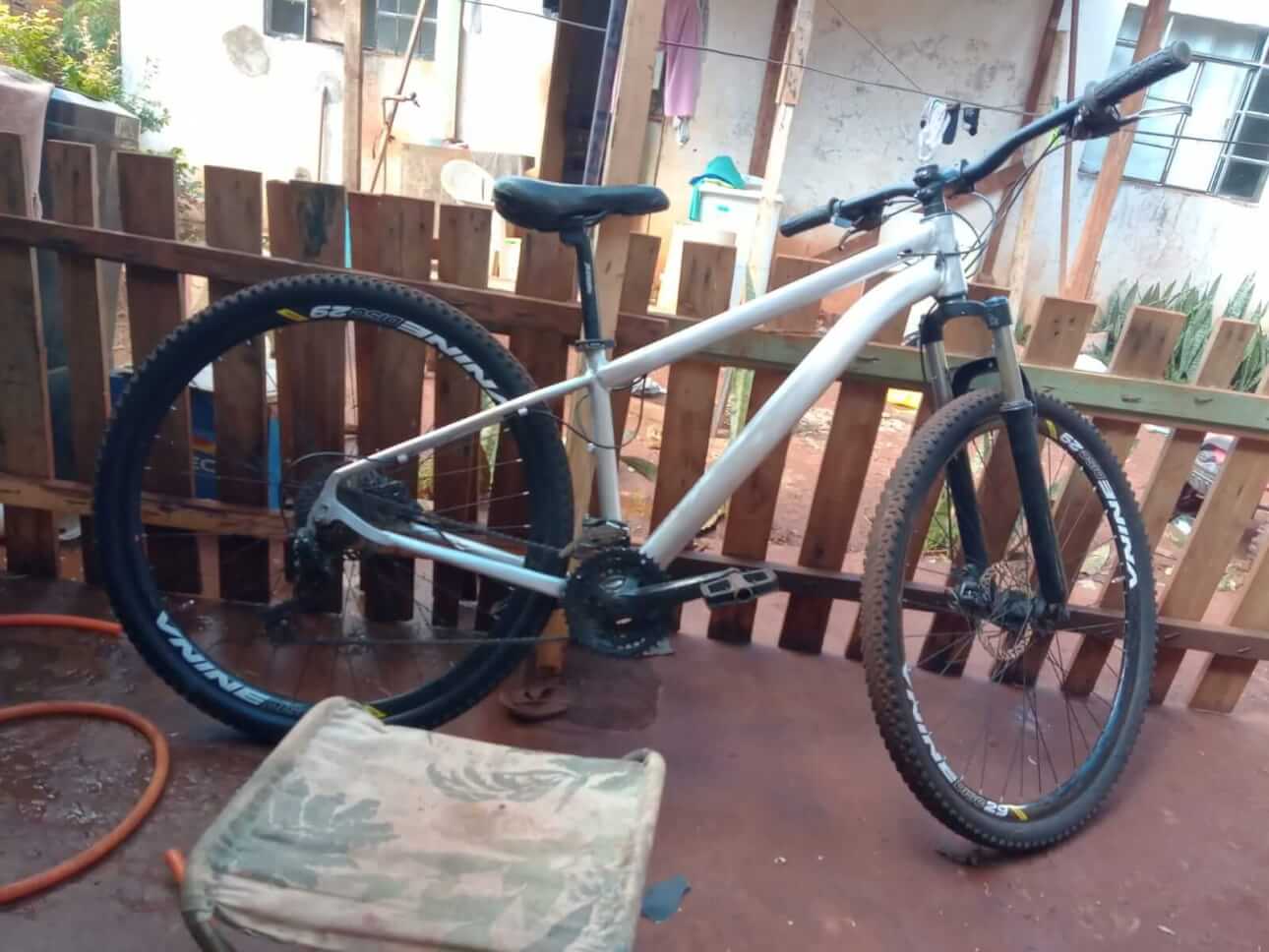Foi perdido uma placa de Bicicleta no bairro Interlagos