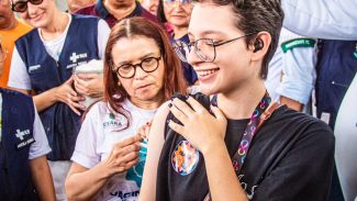 Cidades do CE e MG iniciam vacinação contra dengue com dose única