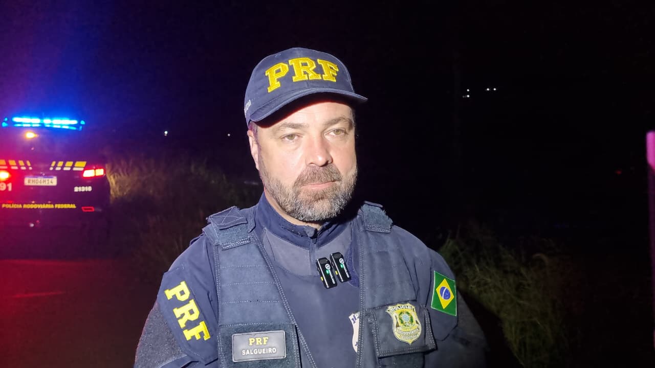 PRF aponta possível distração do condutor em saída de pista na BR-163, em Cascavel