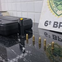 PM captura quatro suspeitos de assalto a mercado em Cascavel Imagem referente a PM captura quatro suspeitos de assalto a mercado em Cascavel