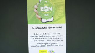 Renovação automática de CNH beneficia 300 mil na primeira semana