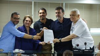 Governo federal destina R$ 12 milhões a escolas de samba do Rio