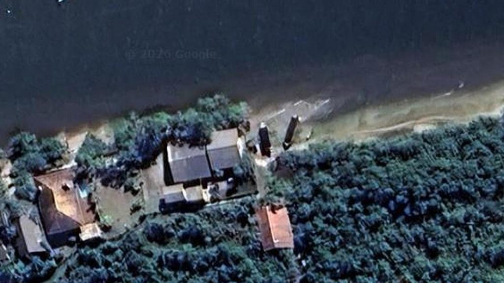 Mansão construída de forma irregular é embargada pela Justiça Federal  