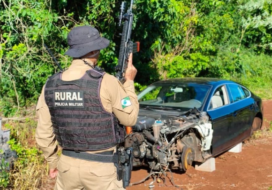 ‘Depenado’: Patrulha Rural encontra Audi A5 que havia sido roubado à mão armada em Cascavel  
