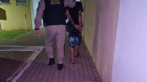 Condenado por homicídio, furto e roubo, homem é detido pela PM na Região Norte Condenado por homicídio, furto e roubo, homem é detido pela PM na Região Norte