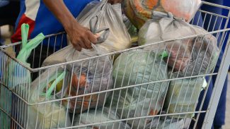 Cesta básica cai em todas as capitais do país no 2º semestre de 2025