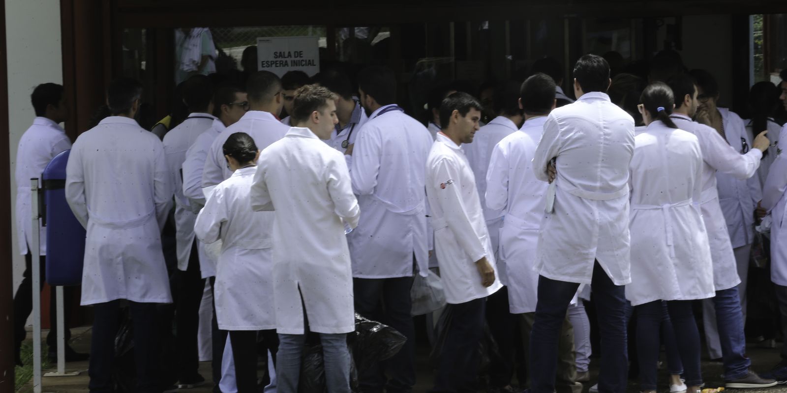 Ebserh está com inscrições abertas até 30 de janeiro para área médica