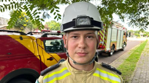 “Apresentou ideações suicidas”, relata oficial sobre vítima resgatada em carro que caiu em córrego “Apresentou ideações suicidas”, relata oficial sobre vítima resgatada em carro que caiu em córrego