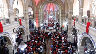 Cariocas celebram padroeiro São Sebastião com gratidão e esperança Cariocas celebram padroeiro São Sebastião com gratidão e esperança