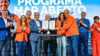 Petrobras assina contrato bilionário para fabricar navios no RS