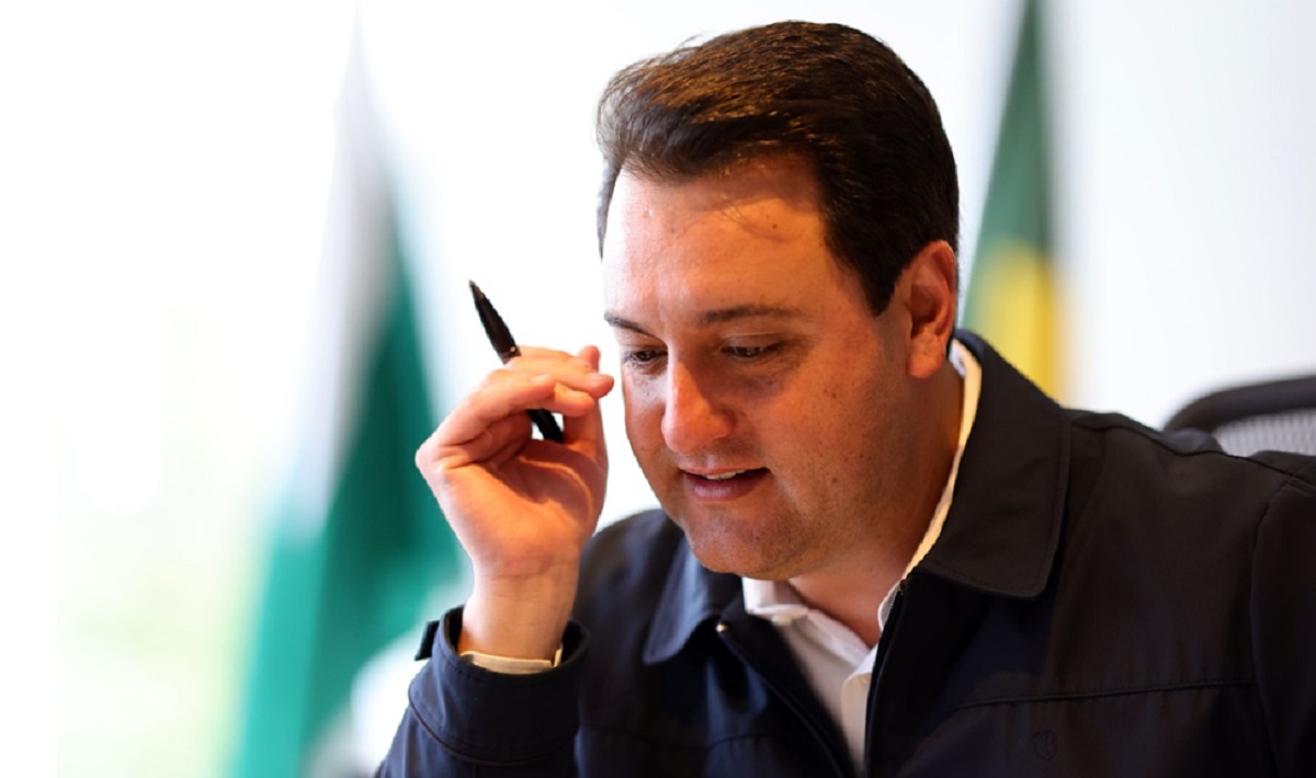 Agenda de Ratinho Junior para quinta-feira (22) prevê anúncio de R$ 64,3 milhões para construir hospital em Guaíra Agenda de Ratinho Junior para quinta-feira (22) prevê anúncio de R$ 64,3 milhões para construir hospital em Guaíra