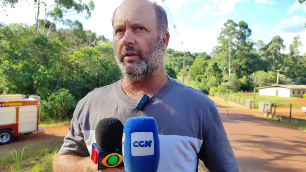 “Muitos outros já tiveram problemas”, relata morador após morte de motorista em capotamento na estrada Alto São Salvador “Muitos outros já tiveram problemas”, relata morador após morte de motorista em capotamento na estrada Alto São Salvador
