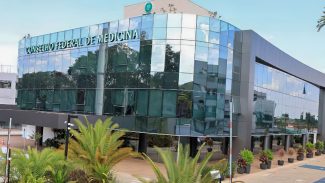 CFM estuda usar Enamed para conceder registro profissional