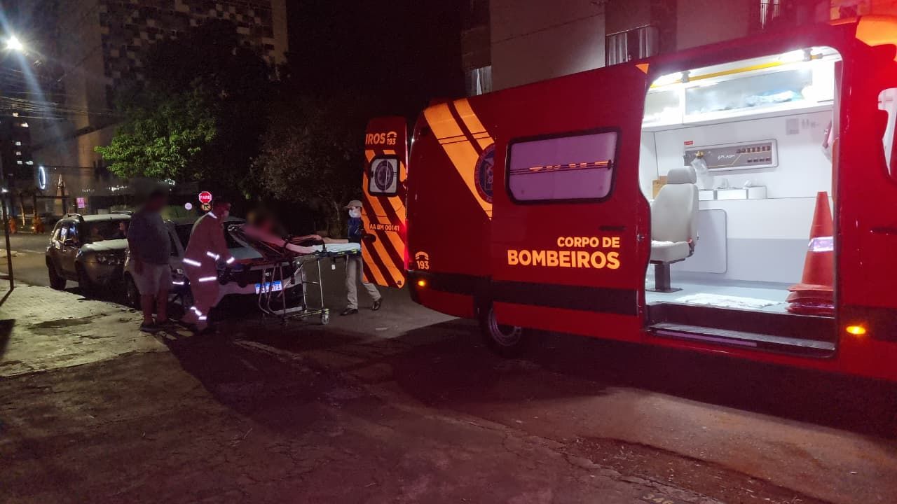 Adolescente de 13 anos fica ferido em acidente de bicicleta no centro de Cascavel