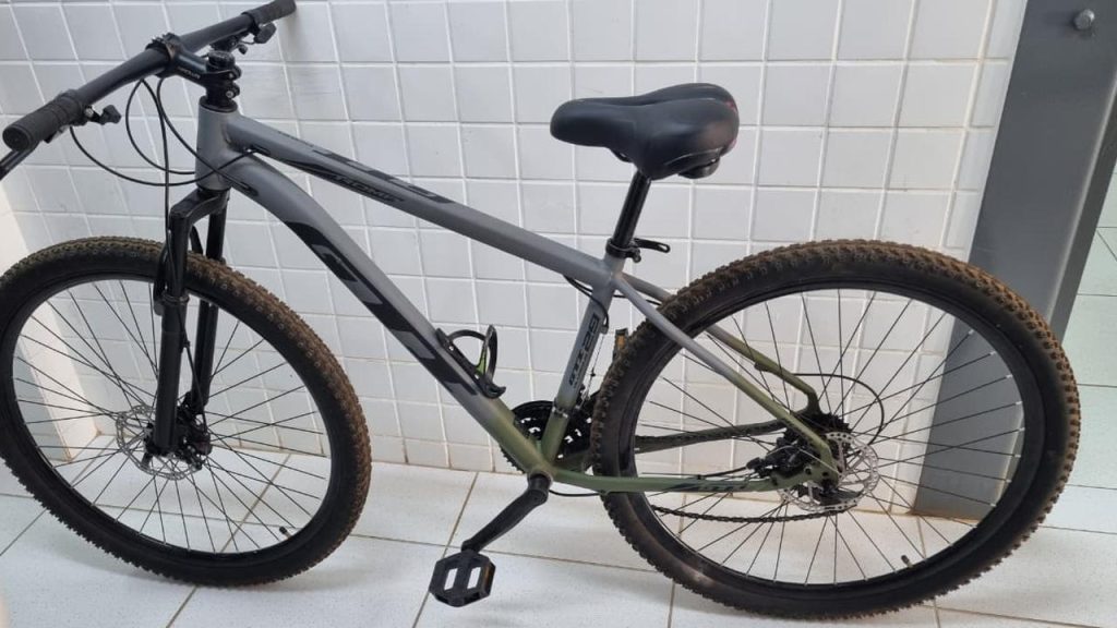 PM recupera bicicleta furtada no Bairro Alto Alegre