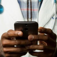 Governo quer que Enamed seja exame de proficiência para médicos Imagem referente a Governo quer que Enamed seja exame de proficiência para médicos