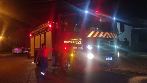 Curto em máquina de lavar mobiliza Bombeiros em residência no Brasmadeira