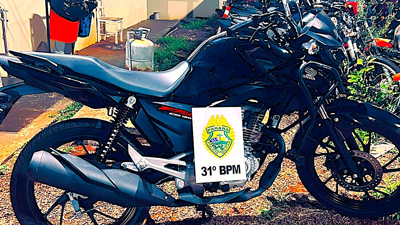 Polícia Militar flagra motociclista empinando moto e recolhe veículo no Município de Assis Chateaubriand