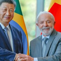 Imagem referente a Xi Jinping garante a Lula apoio da China em tempos 