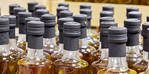 Anvisa proíbe venda de azeite e suspende doce de leite e sal grosso Imagem referente a Anvisa proíbe venda de azeite e suspende doce de leite e sal grosso