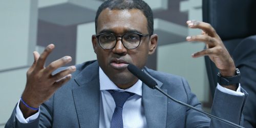 BC: diretor nega ter recomendado compra de carteiras do Master ao BRB Imagem referente a BC: diretor nega ter recomendado compra de carteiras do Master ao BRB