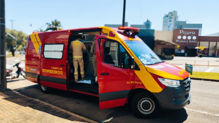 Motociclista é socorrido pelo Siate após acidente de trânsito
