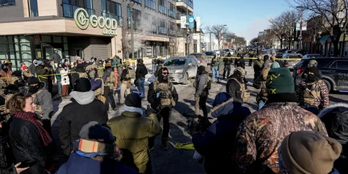 Agentes do ICE matam homem durante protesto em Minneapolis, nos EUA