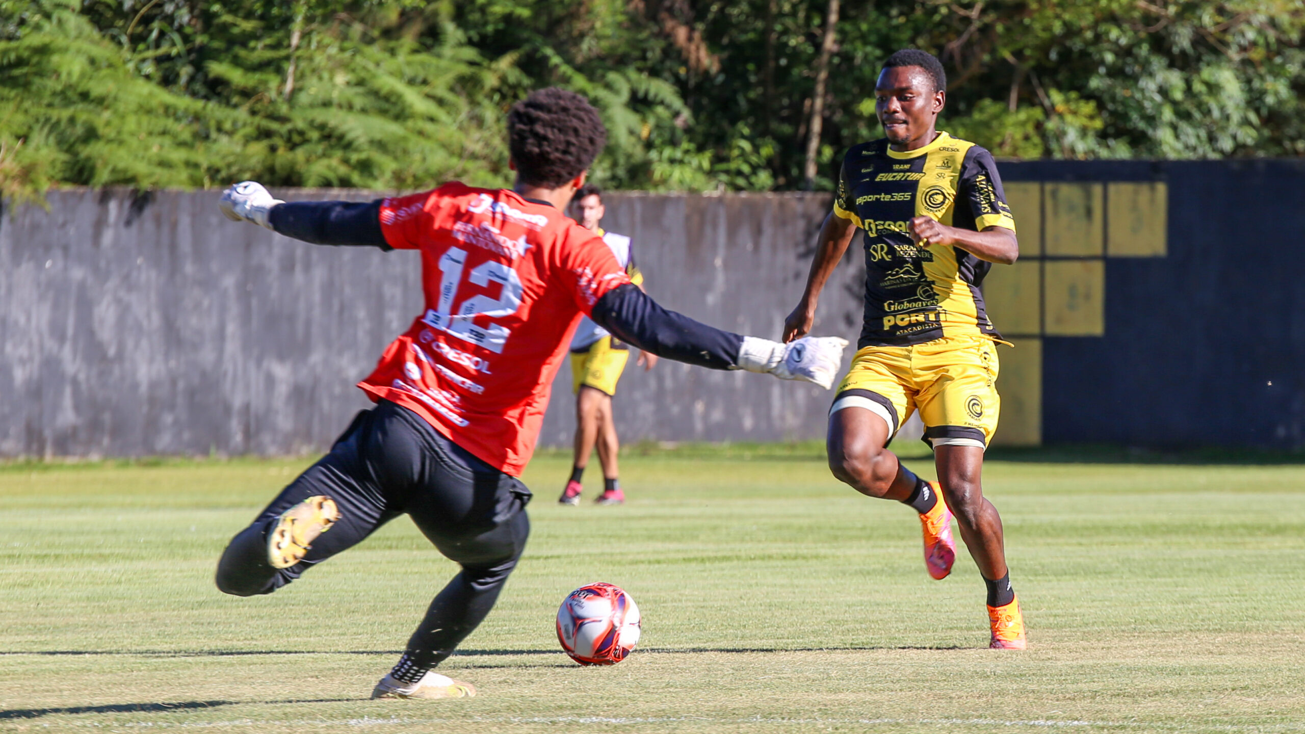 FC Cascavel enfrenta o Coritiba em rodada decisiva no Estádio Olímpico