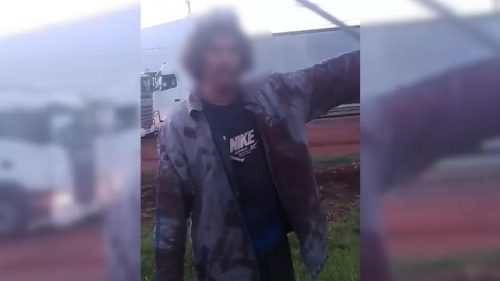 Caminhoneiro que matou dois irmãos a golpes de faca volta à cadeia