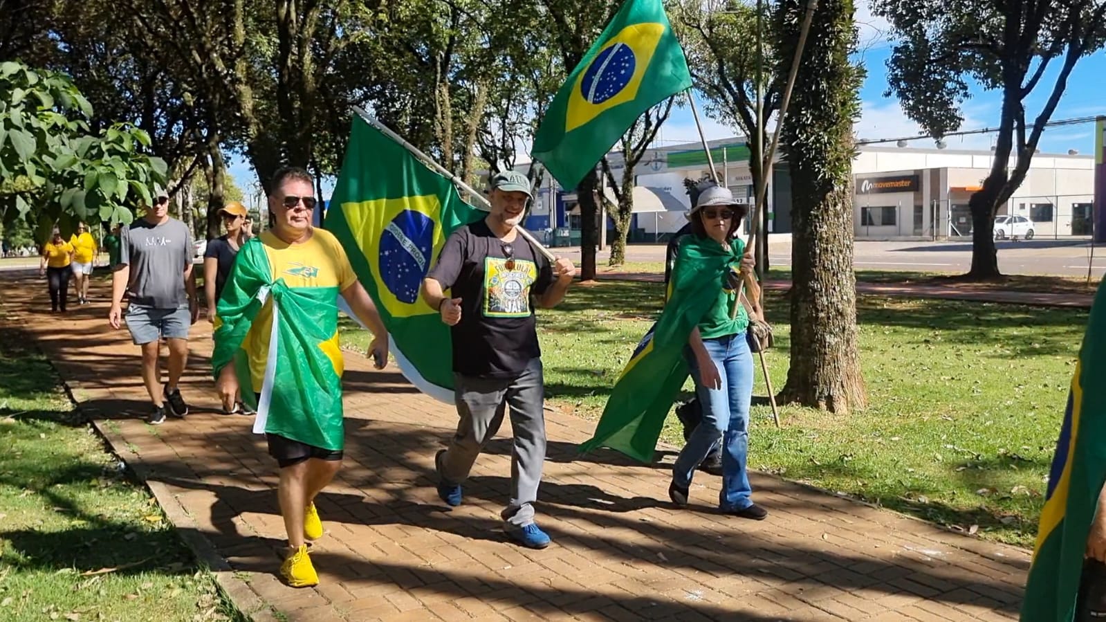 Caminhada "Acorda Brasil" é realizada na manhã deste domingo (25) em Cascavel