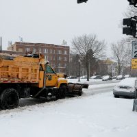 Imagem referente a EUA: tempestade deixa 670 mil sem energia e cancela milhares de voos