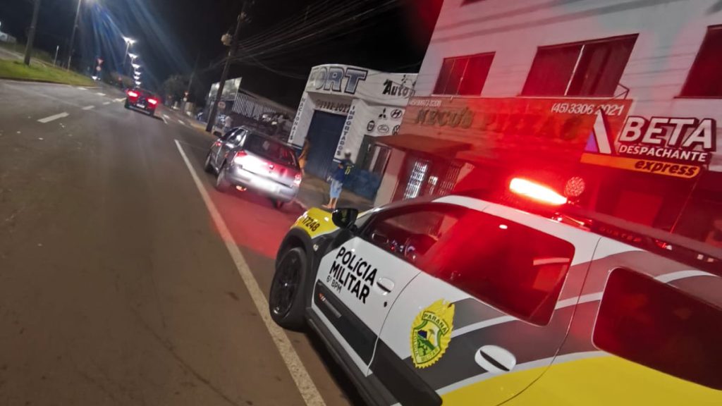 Condutor embriagado é preso durante abordagem de trânsito no bairro Pacaembu, em Cascavel