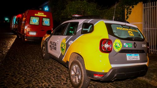 Ex armado invade casa e dispara contra atual de ex-mulher em noite de festa Imagem referente a Ex armado invade casa e dispara contra atual de ex-mulher em noite de festa