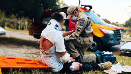 Homem sofre vários ferimentos em acidente de trânsito no Periolo Homem sofre vários ferimentos em acidente de trânsito no Periolo